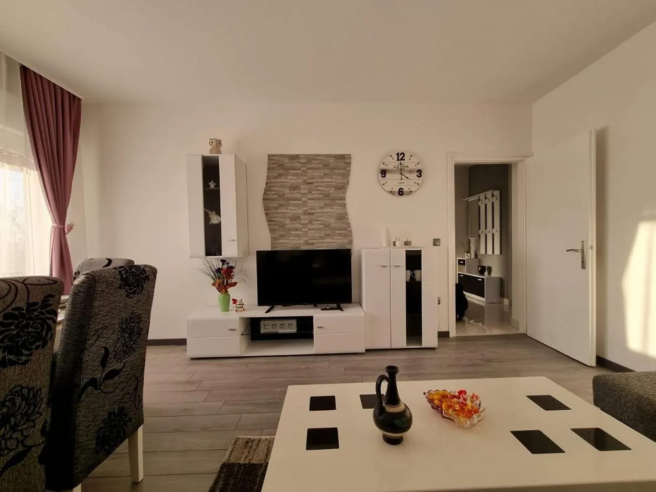 Apartments With A Parking Space Crikvenica - 22434