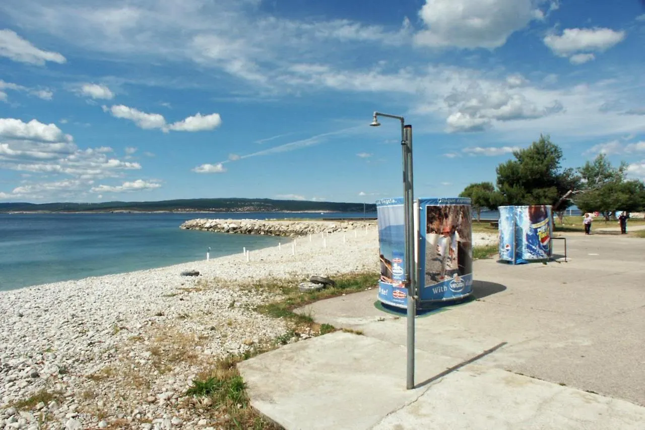 Apartments With A Parking Space Crikvenica - 22434