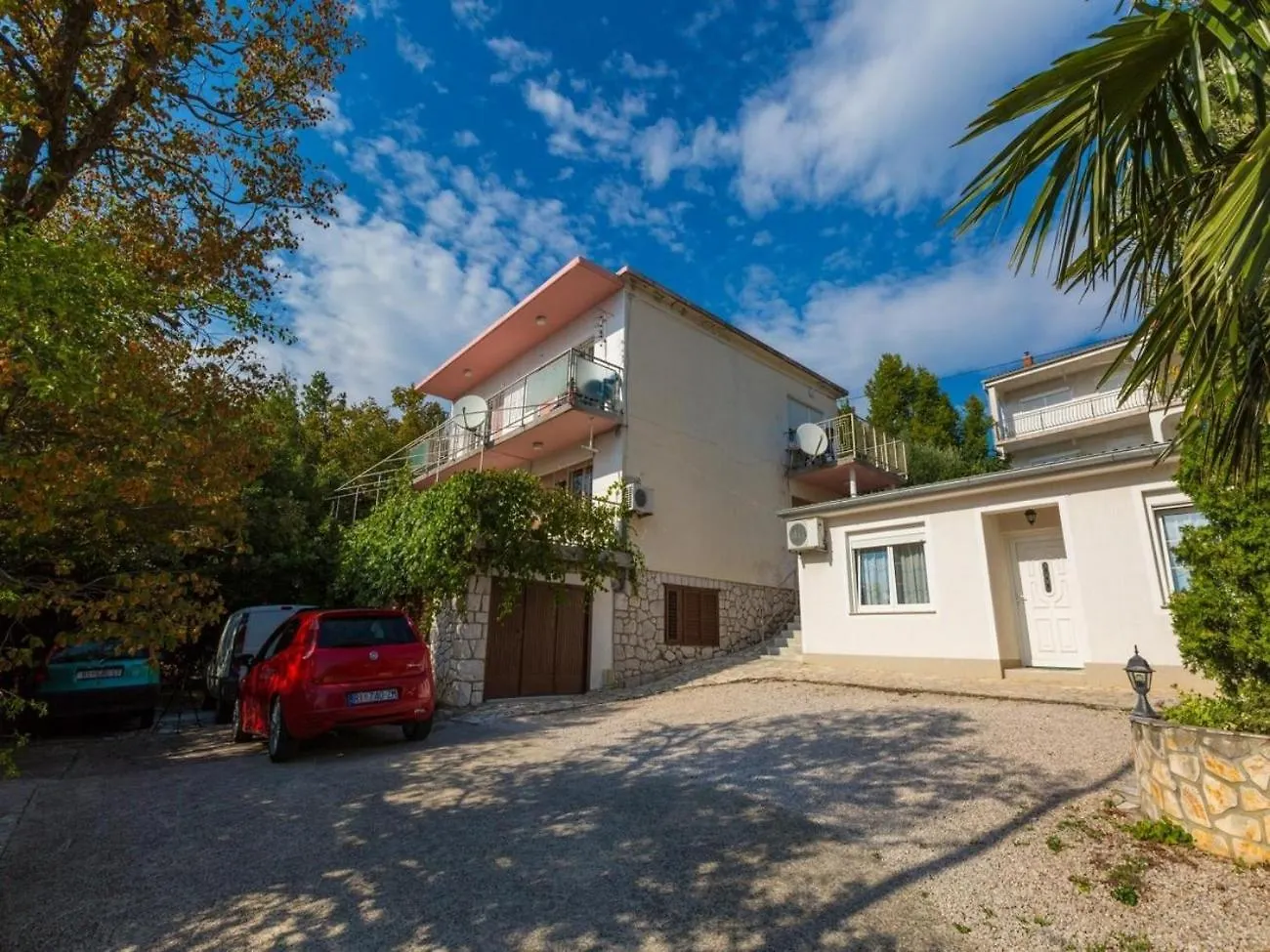 Apartments With A Parking Space Crikvenica - 22434