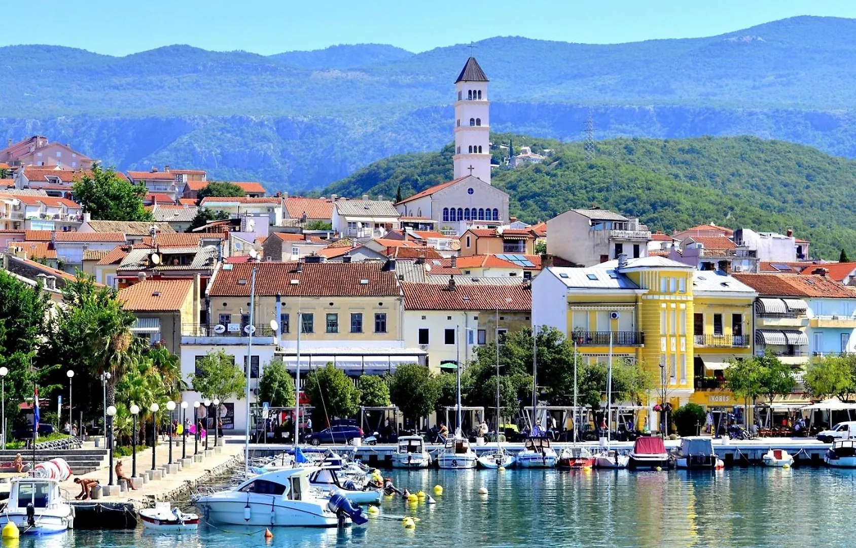 Apartments With A Parking Space Crikvenica - 22434