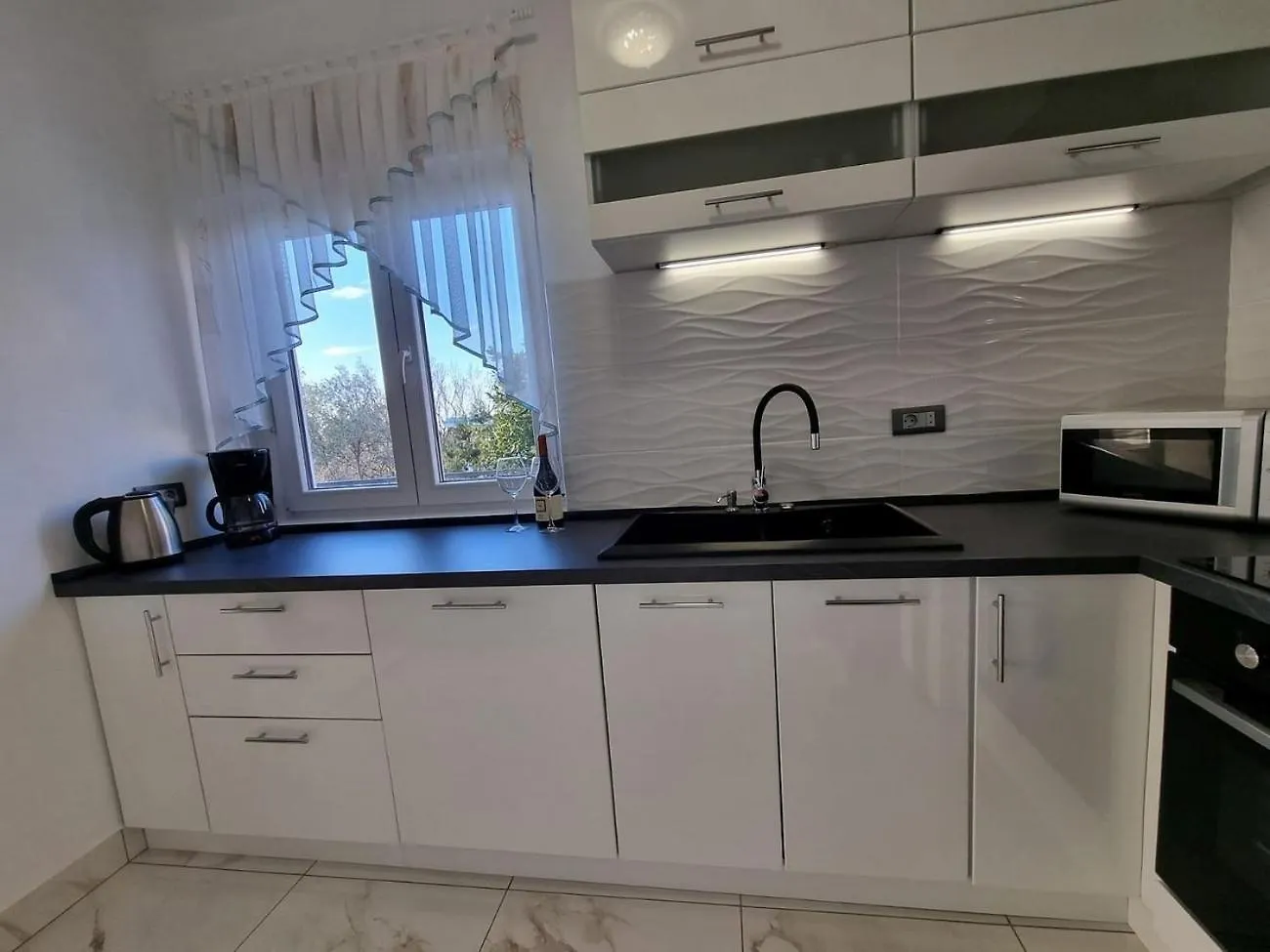 Apartments With A Parking Space Crikvenica - 22434