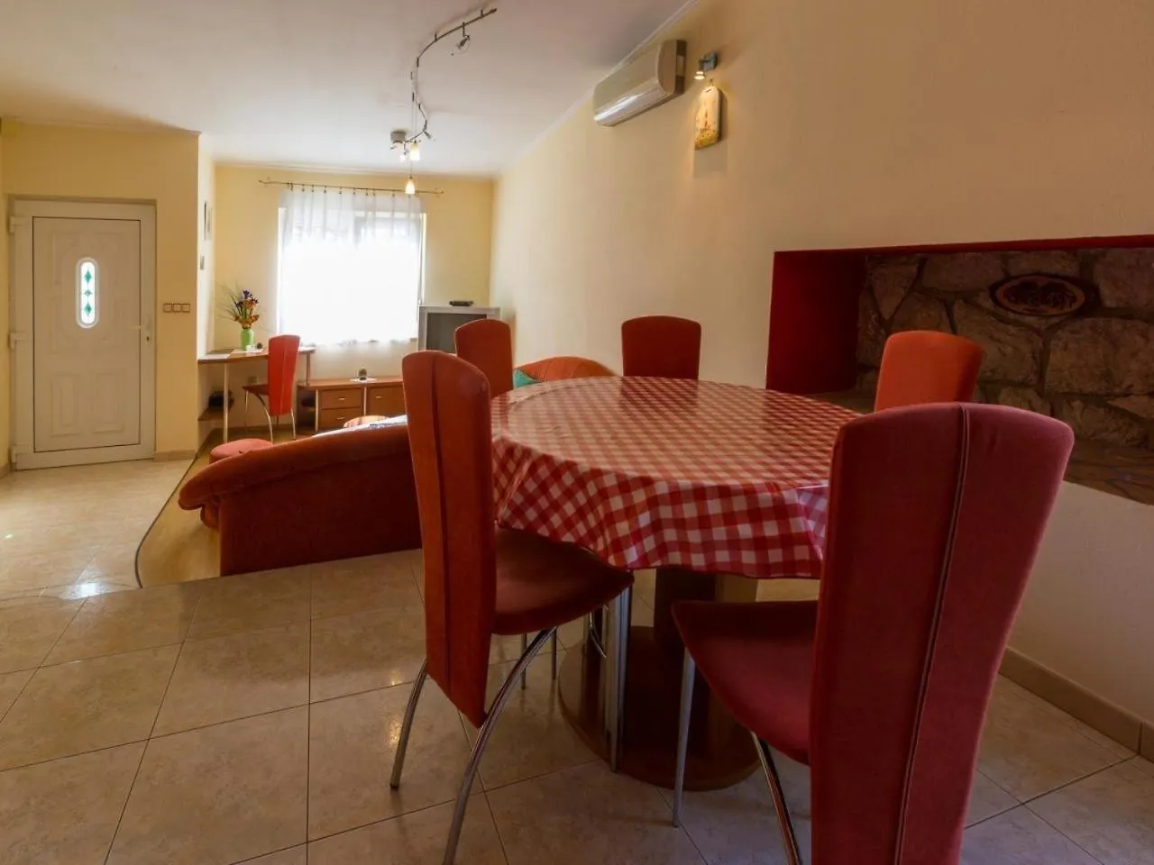 Apartments With A Parking Space Crikvenica - 22434
