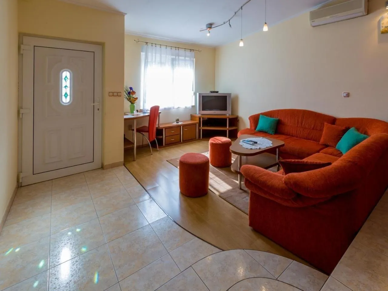 Apartments With A Parking Space Crikvenica - 22434