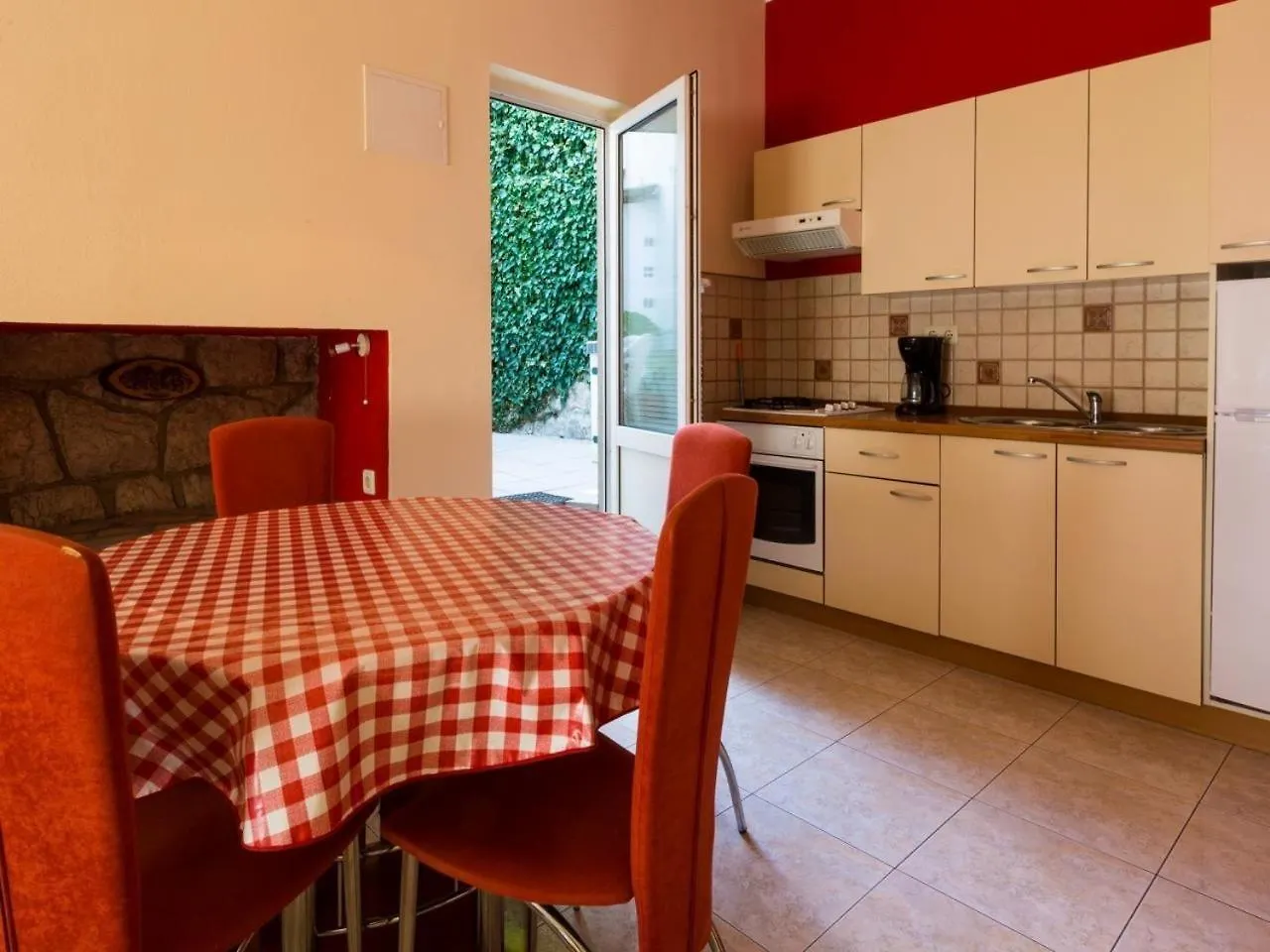 Apartments With A Parking Space Crikvenica - 22434